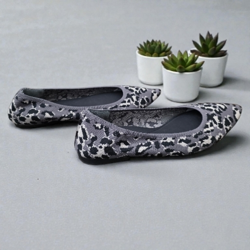 Alfani Step N Flex Leopard Flats Black White Gray Animal Print Pointy Toe Sz 8 - Picture 2 of 5